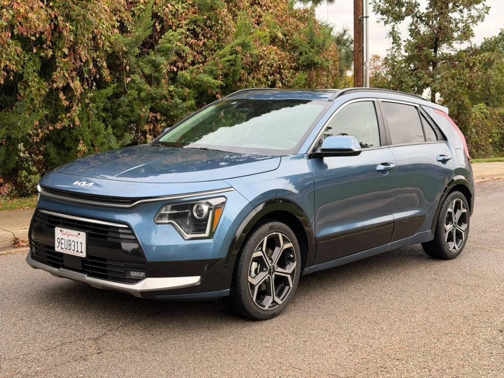 Used 2023 Kia Niro EX Touring FWD image 8