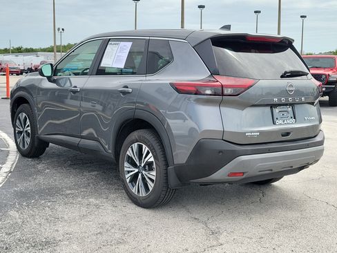 Used 2023 Nissan Rogue SV AWD/4WD image 5