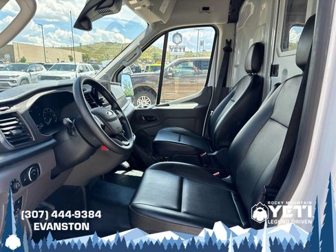 Used 2025 Ford Transit 250 148 High Roof Extended AWD image 21