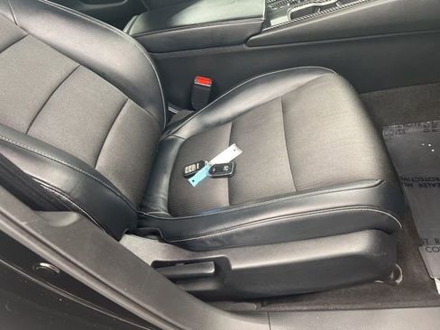 Used 2018 Honda Accord Sport image 20