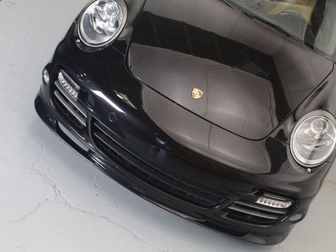 Used 2012 Porsche 911 Turbo image 9