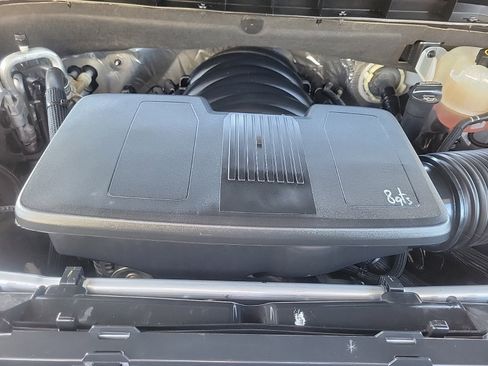 Used 2023 GMC Yukon XL Denali image 11