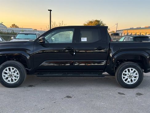 New 2025 Toyota Tacoma SR5 image 10