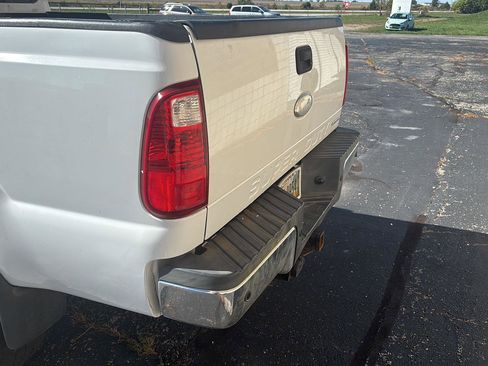 Used 2012 Ford F350 Lariat w/ Chrome Pkg image 6