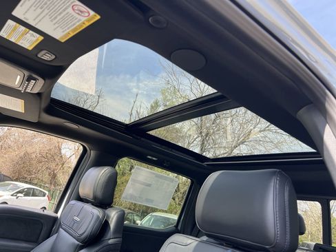 New 2026 Ford F450 Platinum image 24