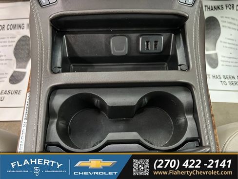 Used 2020 Chevrolet Tahoe Premier AWD/4WD image 34