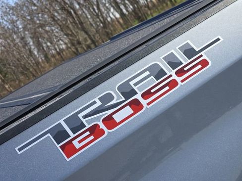 New 2026 Chevrolet Silverado 1500 LT Trail Boss w/ Convenience Package II image 8