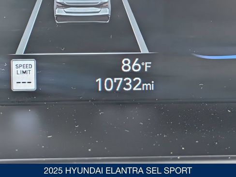 Certified 2025 Hyundai Elantra Sport FWD image 22