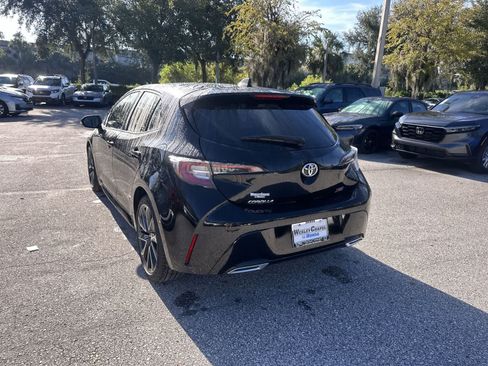 Used 2021 Toyota Corolla XSE FWD image 4