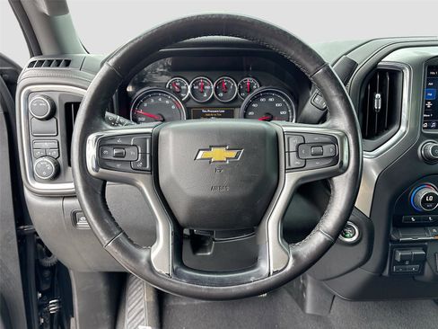 Used 2020 Chevrolet Silverado 1500 LT w/ All-Star Edition RWD image 11