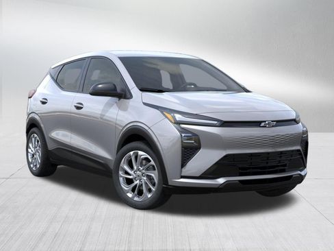 New 2027 Chevrolet Bolt LT image 8