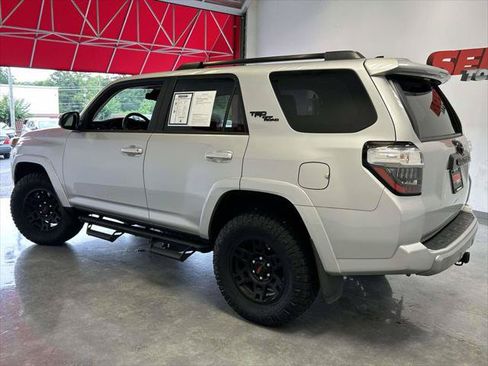 Certified 2024 Toyota 4Runner TRD Off-Road AWD/4WD image 6