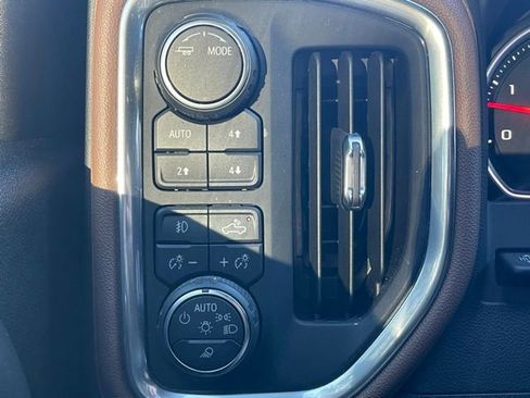 Used 2022 Chevrolet Silverado 2500 High Country image 18