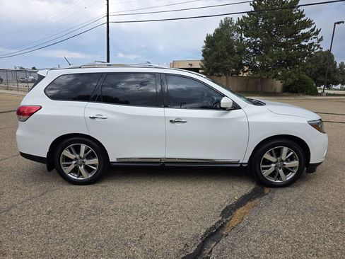 Used 2014 Nissan Pathfinder Platinum w/ Platinum Premium Package FWD image 9
