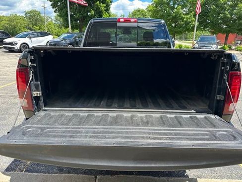 Used 2014 RAM 1500 Express AWD/4WD image 23