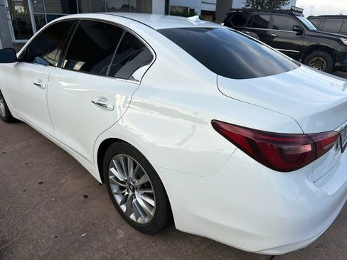 Used 2021 INFINITI Q50 Luxe RWD image 2
