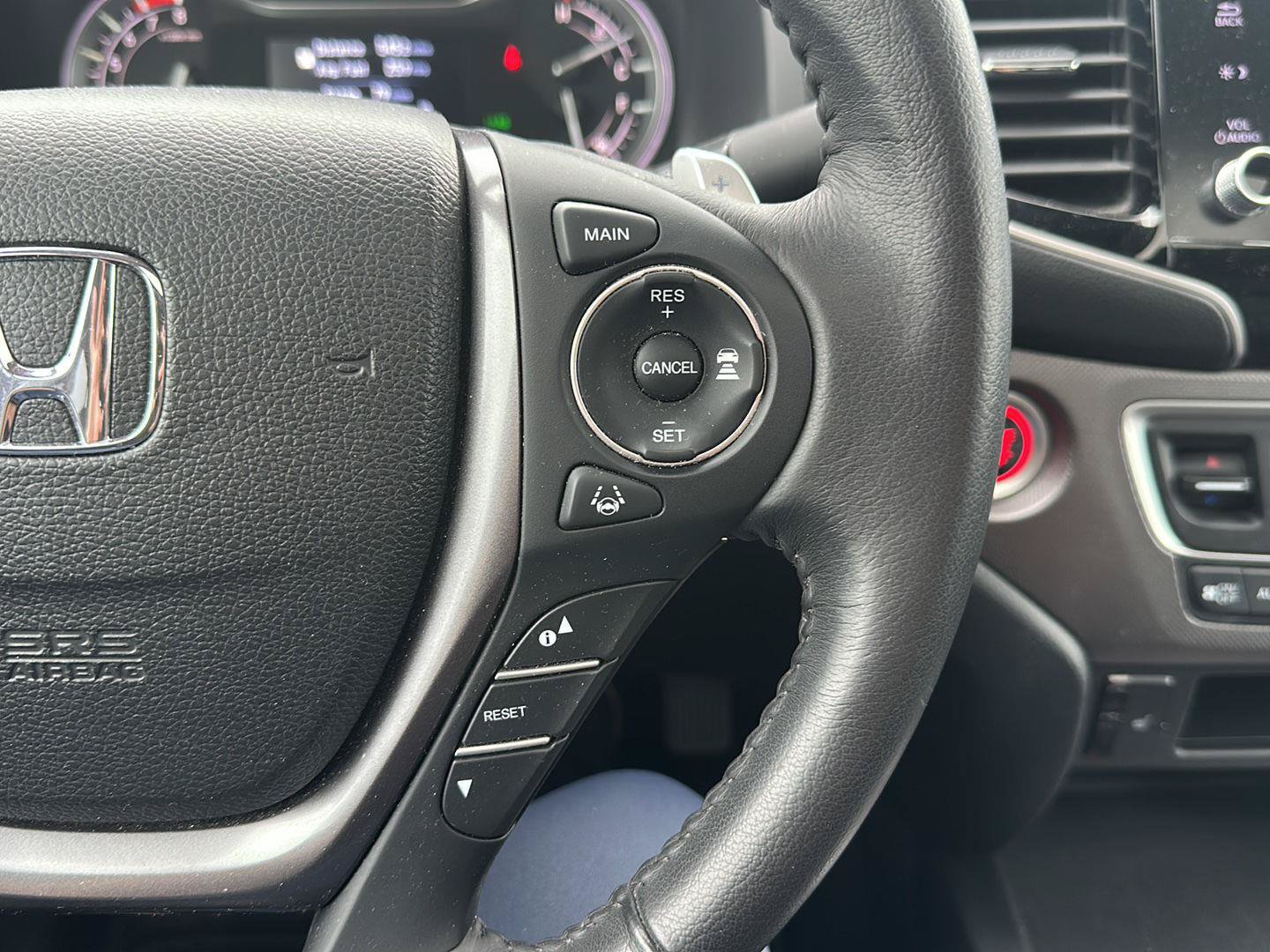 Used 2023 Honda Ridgeline RTL image 15