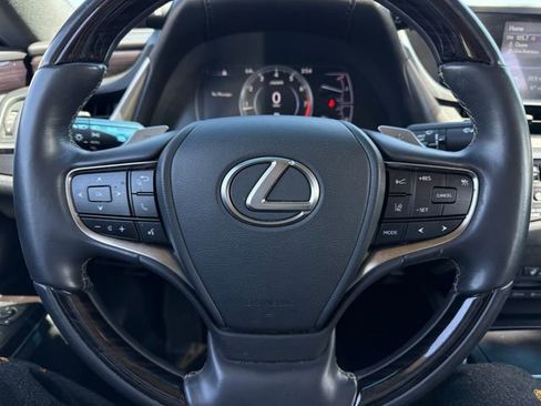 Used 2019 Lexus ES 350 w/ Premium Package image 21