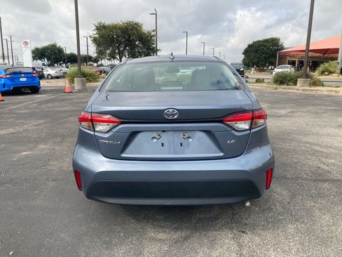Used 2025 Toyota Corolla LE FWD image 6