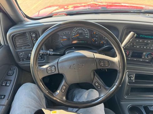 Used 2004 Chevrolet Silverado 1500 4x4 Extended Cab w/ Z71 Convenience Package 1 image 17