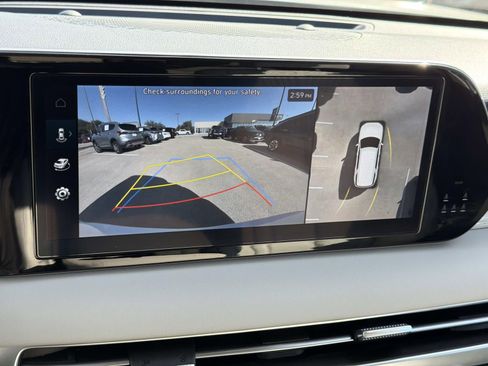 Certified 2025 Hyundai Palisade Calligraphy FWD image 26