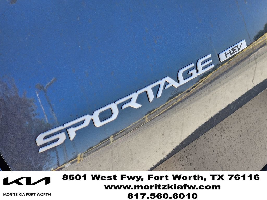 New 2027 Kia Sportage LX FWD image 8