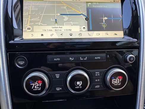 Used 2017 Land Rover Discovery HSE Luxury image 30