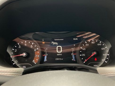 Used 2025 Jeep Compass Limited image 15