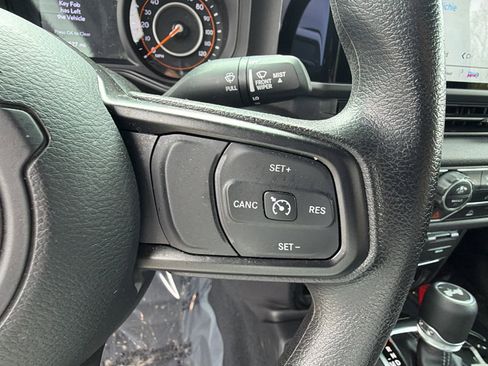 Used 2024 Jeep Wrangler Sport image 26