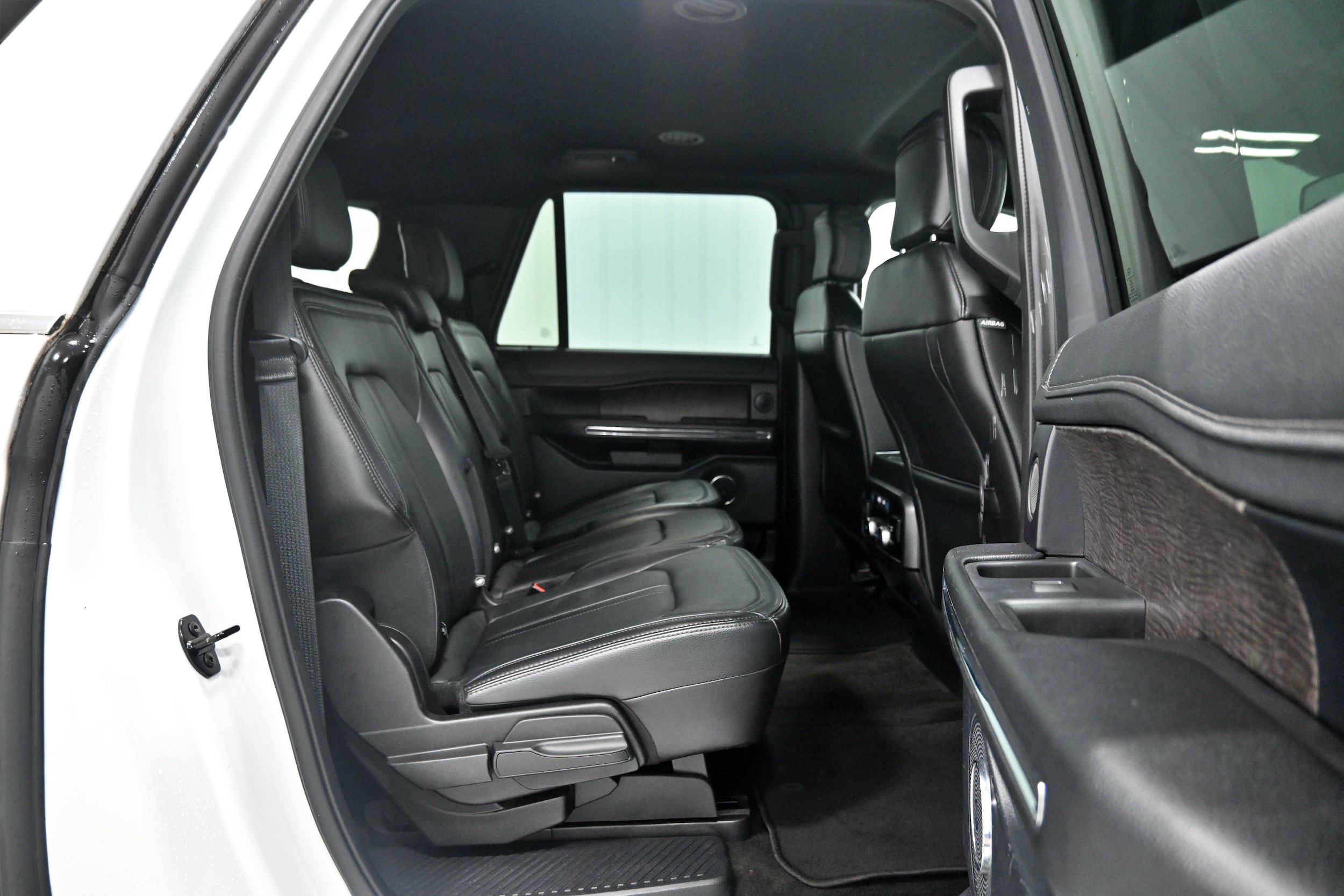 Used 2020 Ford Expedition Max Limited AWD/4WD image 33