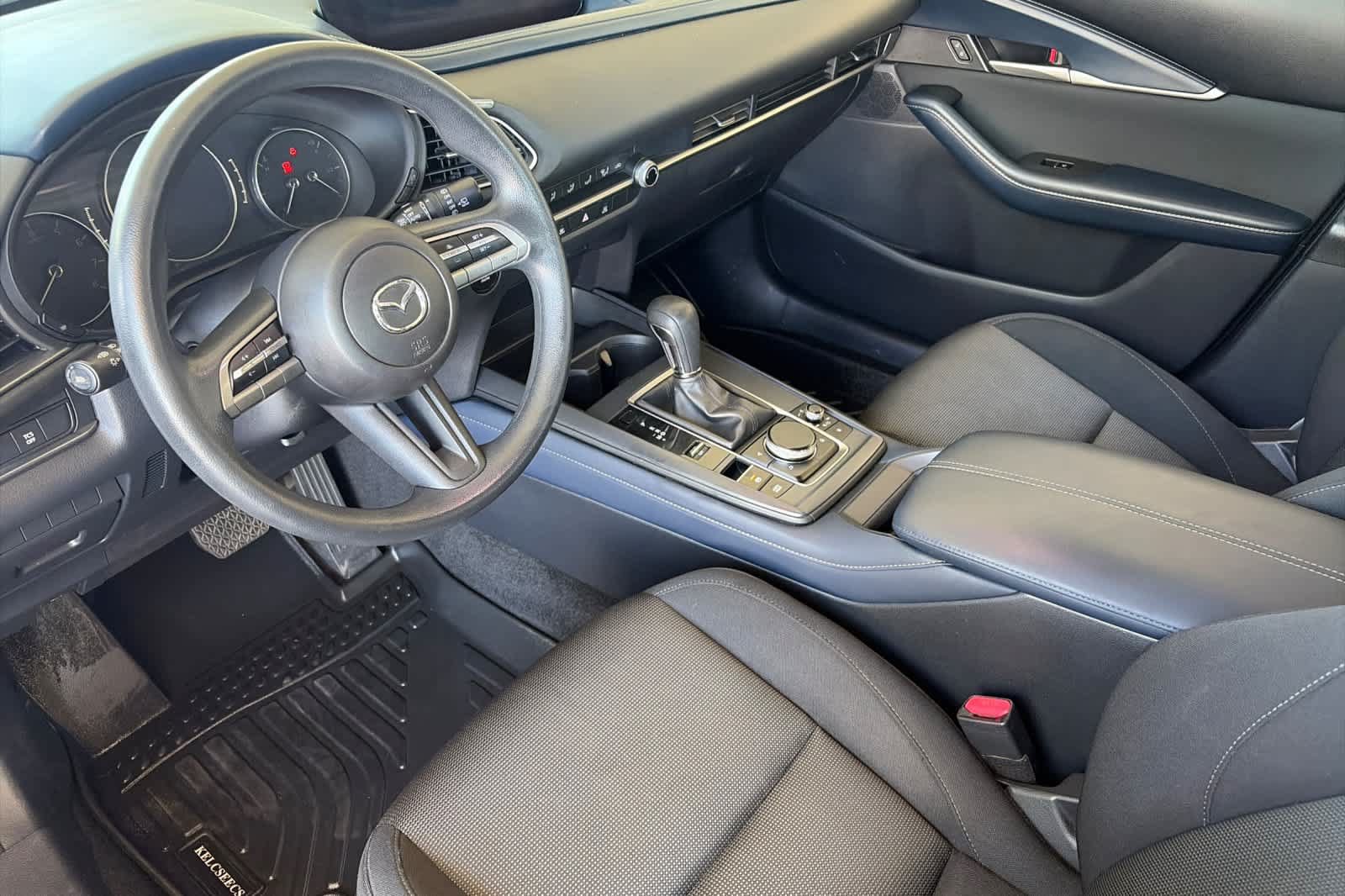 Used 2021 MAZDA CX-30 FWD 2.5 S image 11
