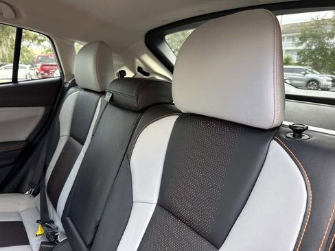 Used 2022 Subaru Crosstrek 2.5i Limited w/ Moonroof Package 2 image 15