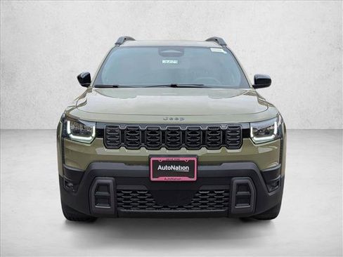 New 2026 Jeep Cherokee Laredo image 5