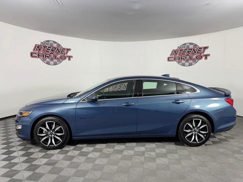Used 2024 Chevrolet Malibu RS w/ LPO, Floor Liner Package FWD image 4