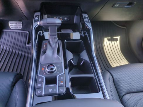 New 2026 Kia Sorento SX Prestige AWD/4WD image 13