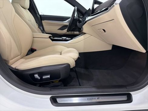 Certified 2023 BMW i4 eDrive35 w/ Premium Package RWD image 20