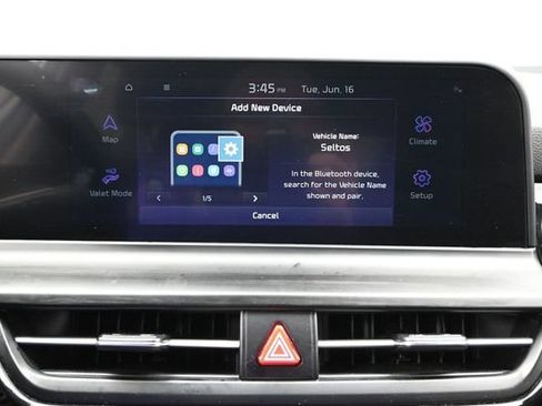 Used 2025 Kia Seltos S FWD image 33