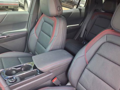 Used 2025 Chevrolet Equinox RS w/ Convenience Package III FWD image 40