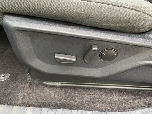 Used 2022 Ford F150 XLT w/ Equipment Group 302A High image 8