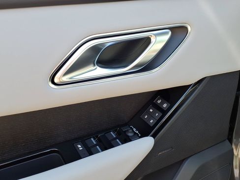 Certified 2026 Land Rover Range Rover Velar S AWD/4WD image 10