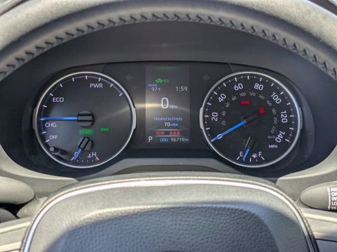 Used 2022 Toyota RAV4 SE AWD/4WD image 26