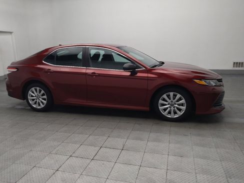 Used 2019 Toyota Camry LE w/ Convenience Package image 11