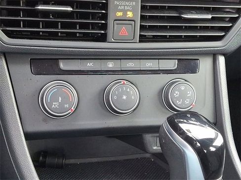 Used 2024 Volkswagen Jetta S image 17