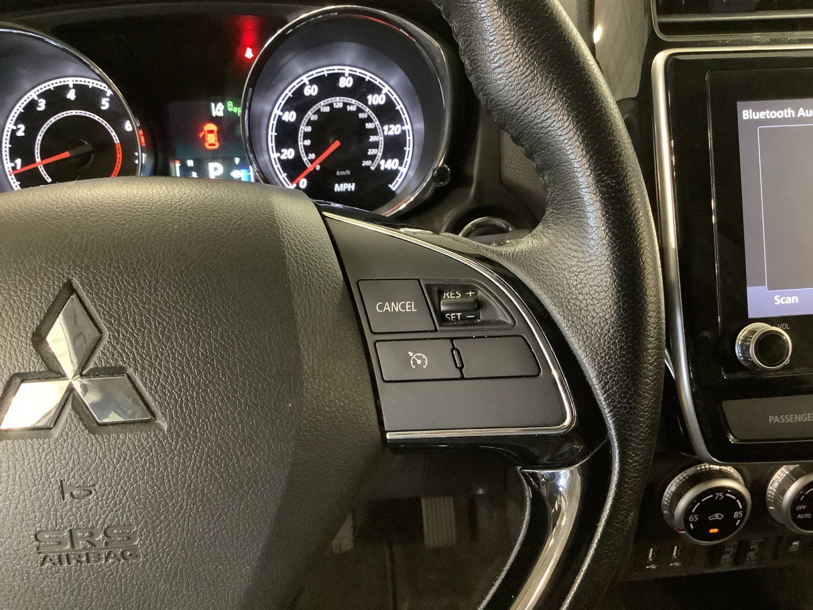 Used 2024 Mitsubishi Outlander Sport SE AWD/4WD image 16