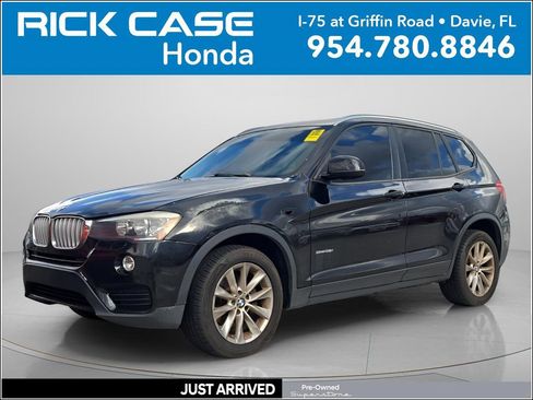 Used 2017 BMW X3 sDrive28i image 1