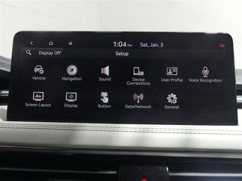 Used 2025 Genesis G70 2.5T image 41