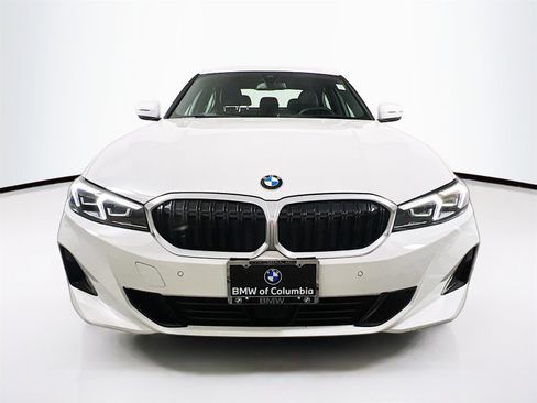 Used 2025 BMW 330i Sedan image 2