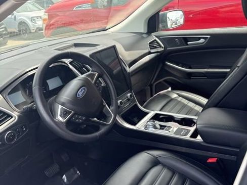Used 2023 Ford Edge SEL w/ Convenience Package AWD/4WD image 2