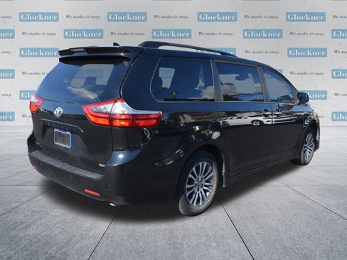 Used 2020 Toyota Sienna XLE Premium image 6