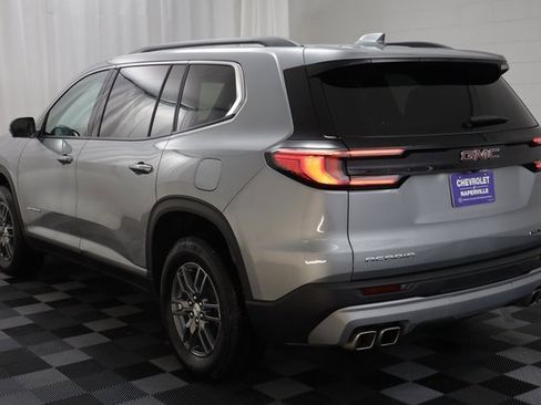 Used 2025 GMC Acadia Elevation image 17